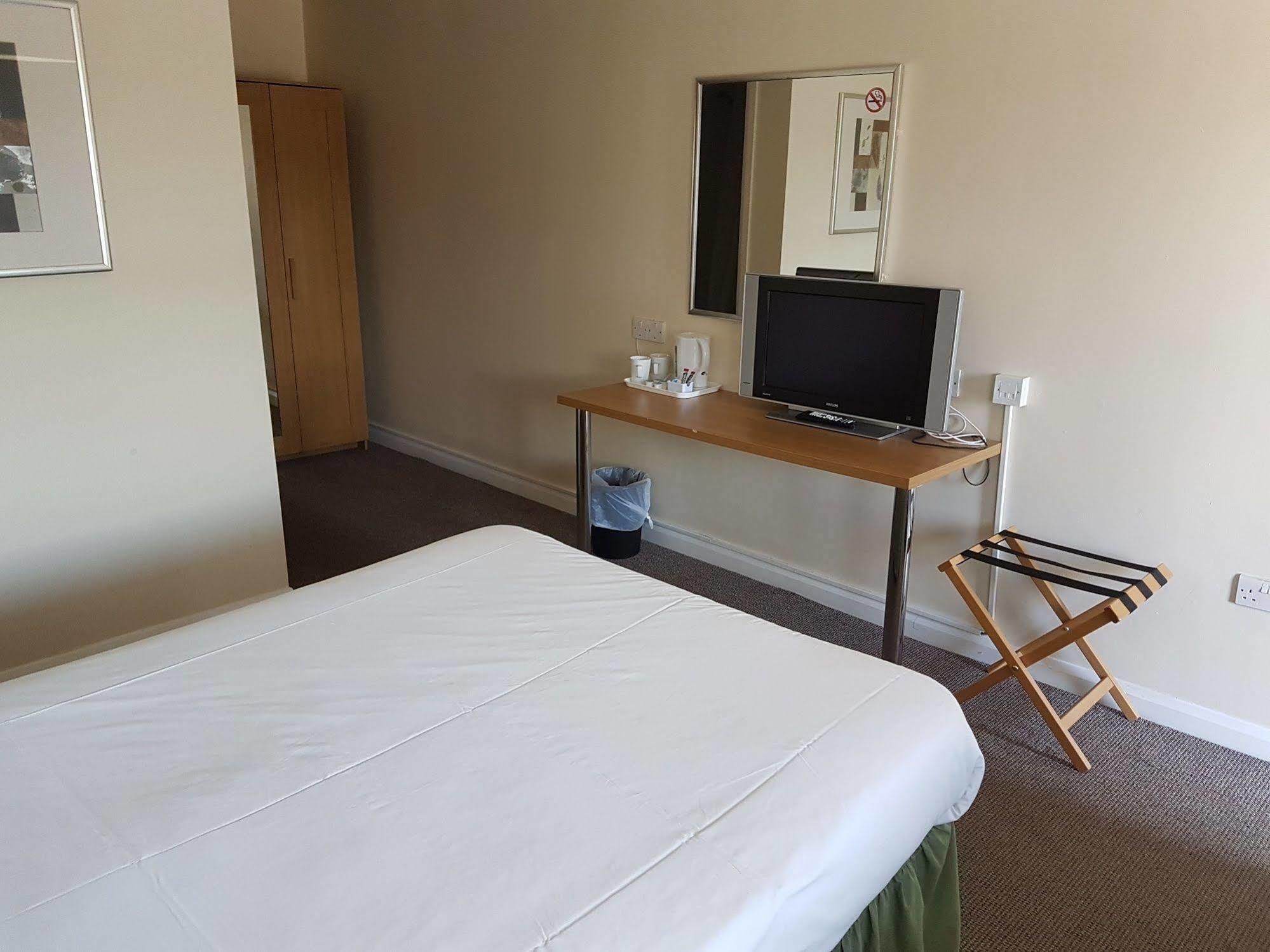 Plough Motel Stoke-on-Trent Exterior photo